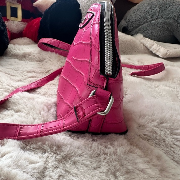 Primark Vibrant Pink Croc-Texture Crossbody Bag - Picture 4 of 10